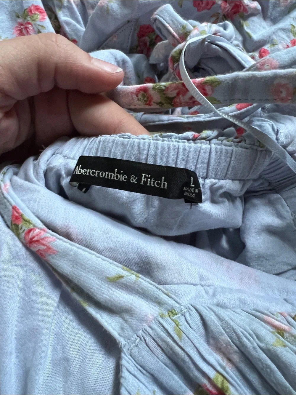 Abercrombie & Fitch floral blue